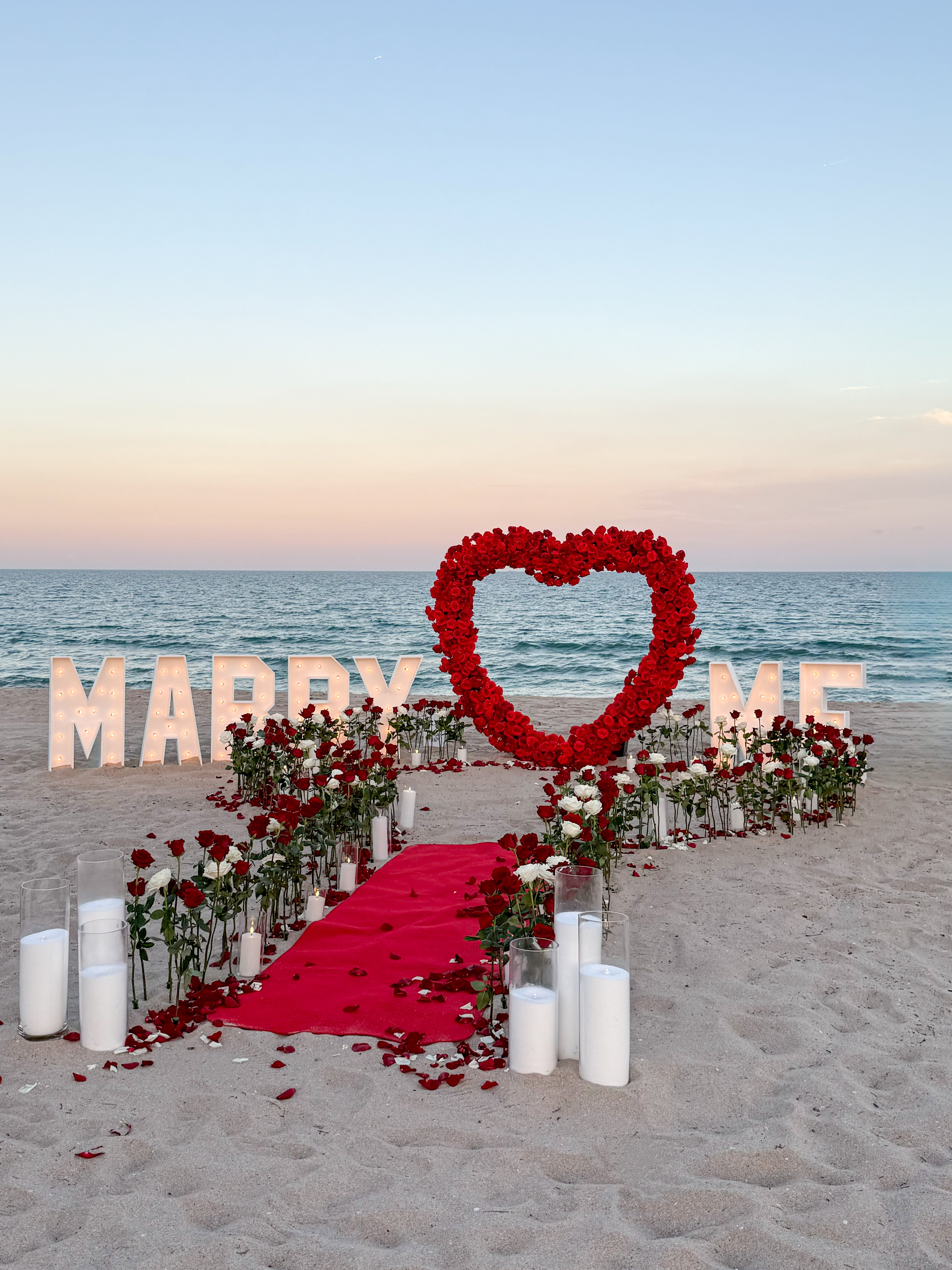 Heart Arch Marriage Proposal Setup - detail view 8 | Forever Lovies