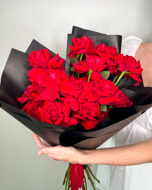 "That's Amore" Red French Roses